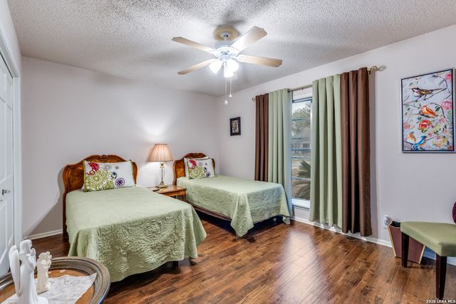 2011 Broken Oak, San Antonio, TX 78232