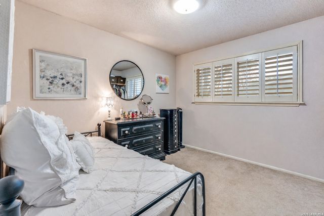 2011 Broken Oak, San Antonio, TX 78232