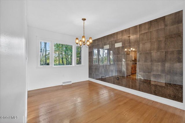 44 Damask Drive, Clifton Park, NY 12065