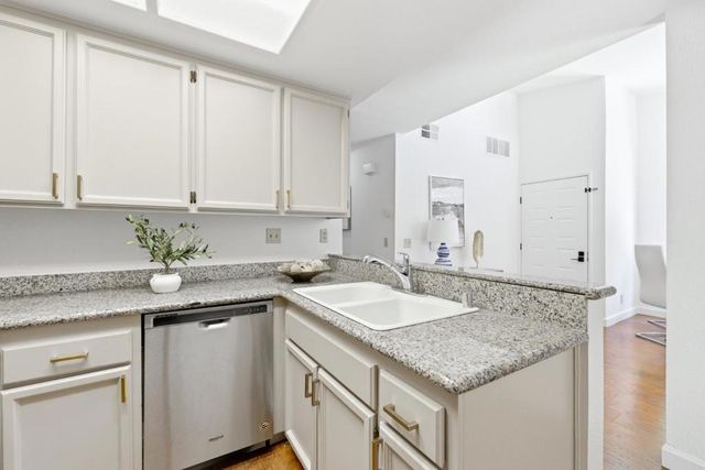 5060 Crandallwood Drive, Fremont, CA 94555
