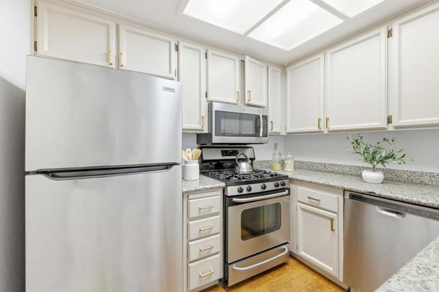 5060 Crandallwood Drive, Fremont, CA 94555