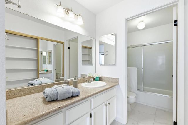 5060 Crandallwood Drive, Fremont, CA 94555