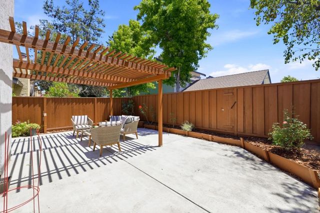 5060 Crandallwood Drive, Fremont, CA 94555
