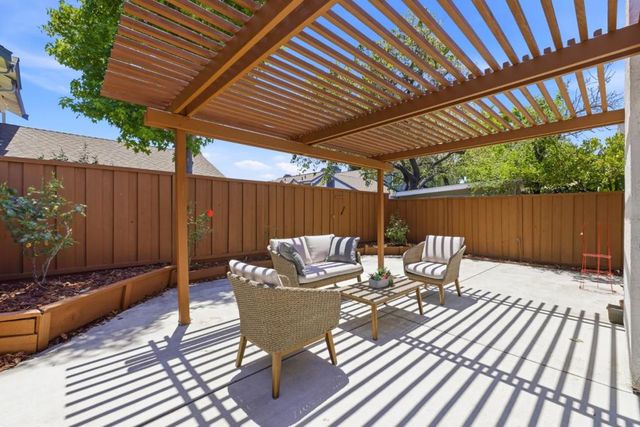 5060 Crandallwood Drive, Fremont, CA 94555