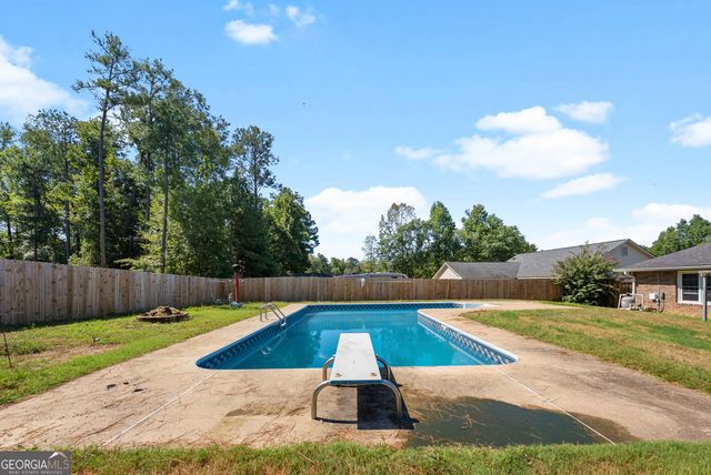 417 Lee Road 309, Phenix City, AL 36870