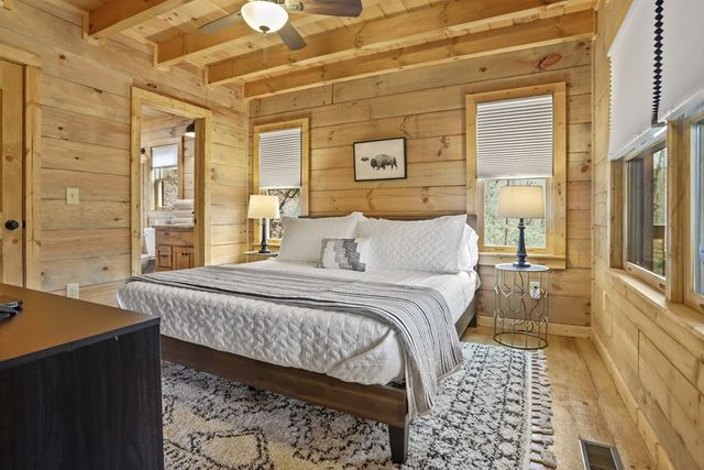 187 Cashes Valley Lane, Cherry Log, GA 30522