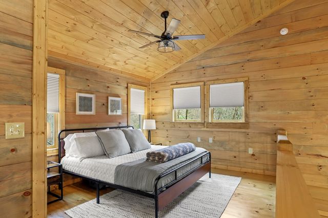 187 Cashes Valley Lane, Cherry Log, GA 30522