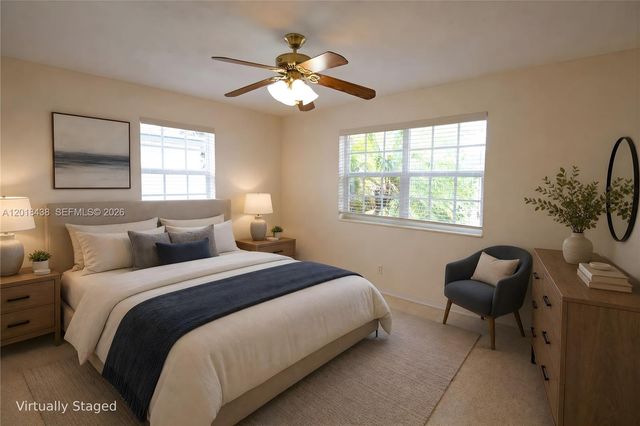 125 SW 3rd Ave, Hallandale Beach, FL 33009