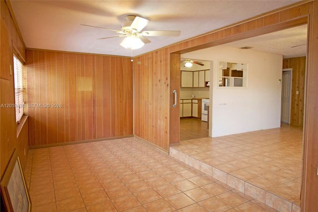 125 SW 3rd Ave, Hallandale Beach, FL 33009