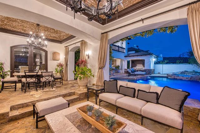 17 Long View, Coto De Caza, CA 92679