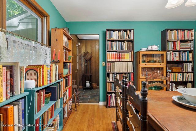 29 Maurizi Lane, Woodstock, NY 12498