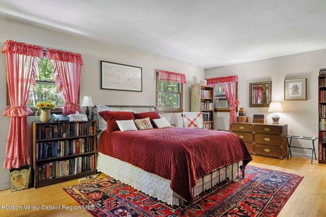 29 Maurizi Lane, Woodstock, NY 12498