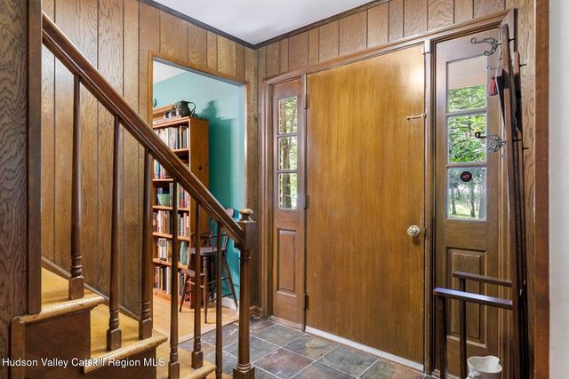 29 Maurizi Lane, Woodstock, NY 12498