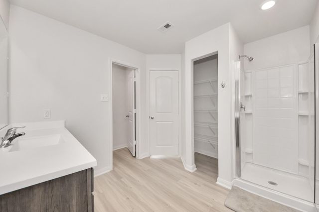 11658 El Rubi Drive, Houston, TX 77048