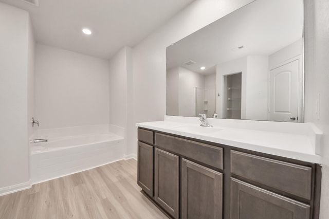 11658 El Rubi Drive, Houston, TX 77048