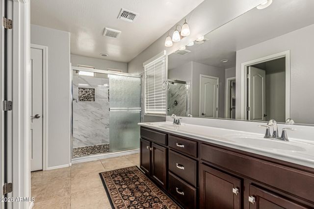 2381 E BRIGADIER Drive, Gilbert, AZ 85298