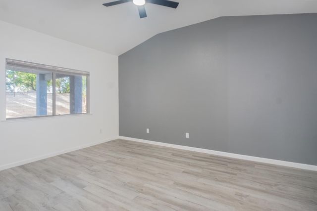 9962 N Woodrow Avenue, Fresno, CA 93720