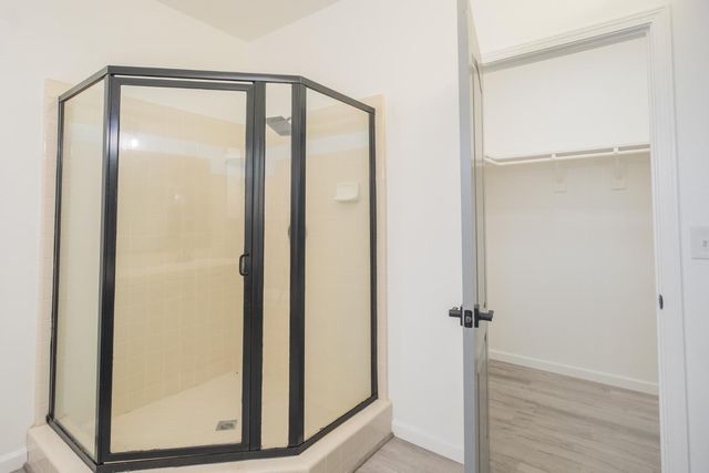 9962 N Woodrow Avenue, Fresno, CA 93720