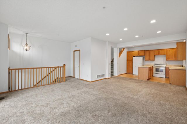 11221 Aberdeen Street NE I, Blaine, MN 55449