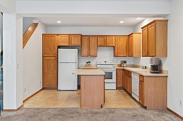 11221 Aberdeen Street NE I, Blaine, MN 55449