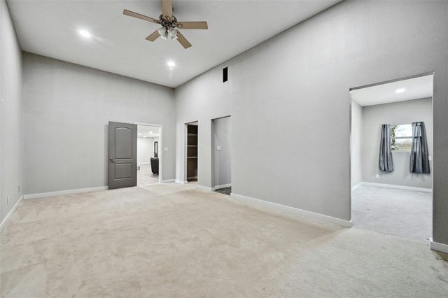 174 Hershal LN, Cedar Creek, TX 78612