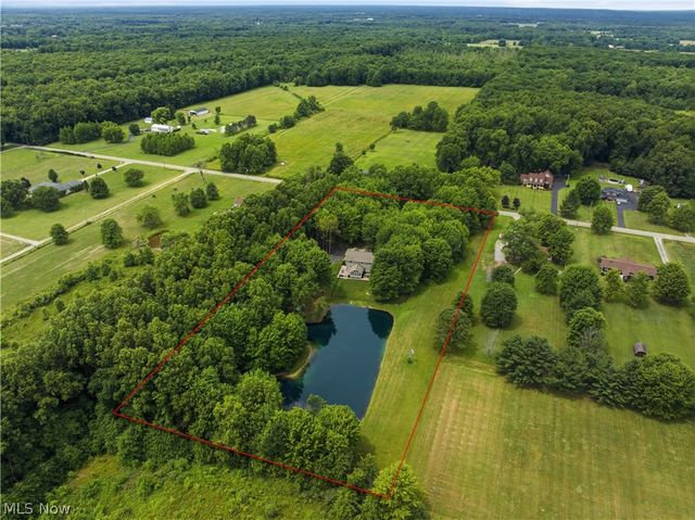 1745 N Duck Creek Road, North Jackson, OH 44451