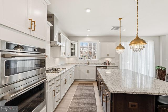 8934 HUBBARD WAY, Lorton, VA 22079