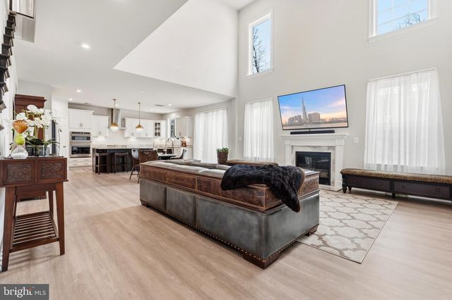 8934 HUBBARD WAY, Lorton, VA 22079