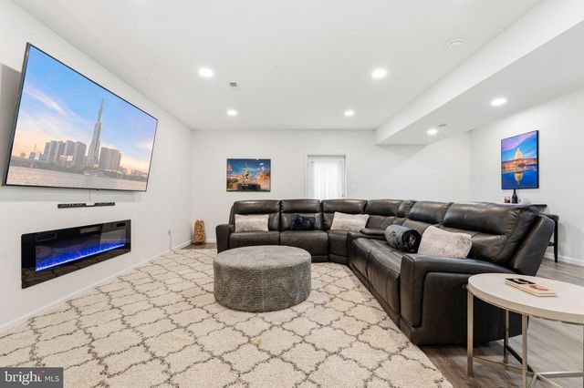 8934 HUBBARD WAY, Lorton, VA 22079