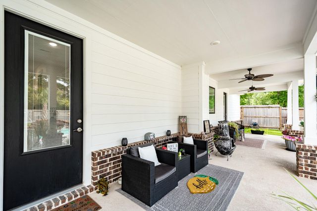 59 County Road 6324a, Dayton, TX 77535