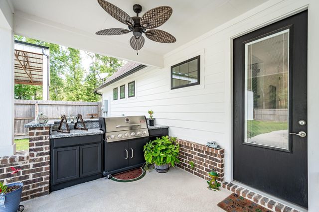 59 County Road 6324a, Dayton, TX 77535