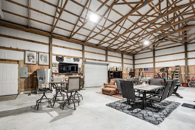 59 County Road 6324a, Dayton, TX 77535