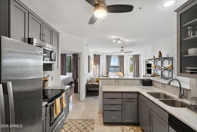 9820 N CENTRAL Avenue 123, Phoenix, AZ 85020