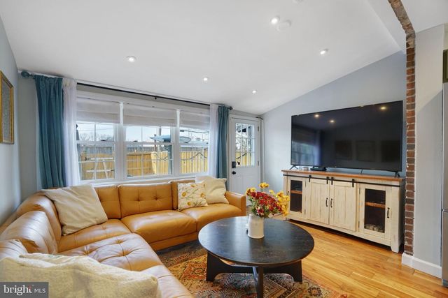 719 S ALFRED ST, Alexandria, VA 22314