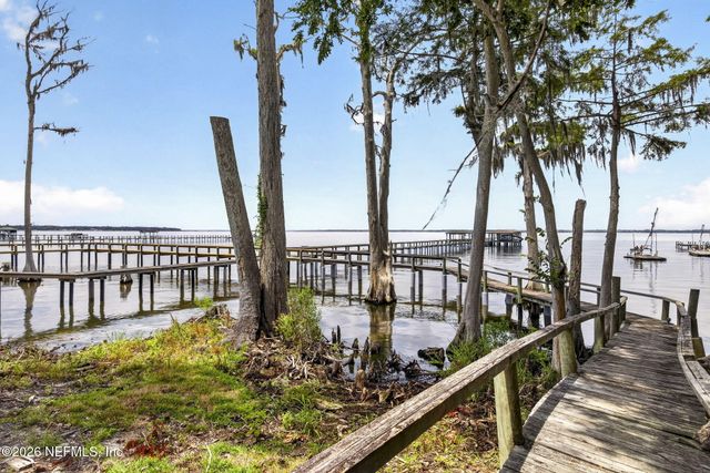 1144 HOLLY OAKS Court, St. Johns, FL 32259