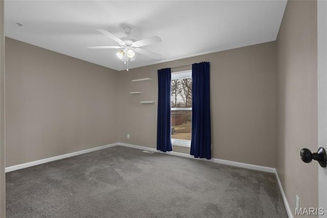 326 Renaldo Drive, Chesterfield, MO 63017