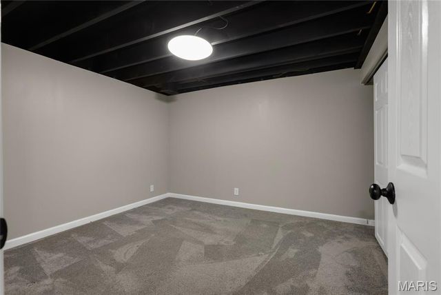 326 Renaldo Drive, Chesterfield, MO 63017