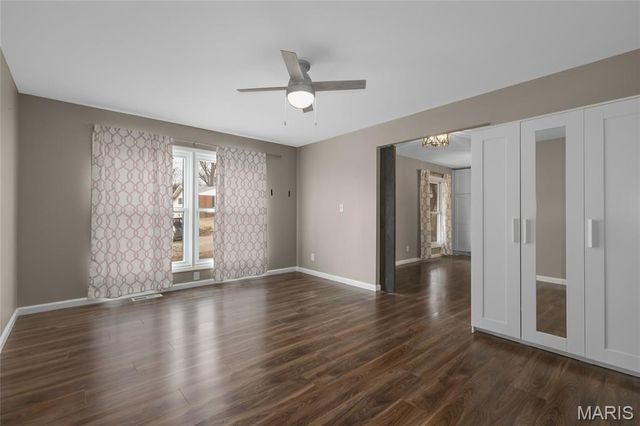 326 Renaldo Drive, Chesterfield, MO 63017