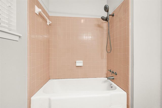 9927 Southport Drive, Houston, TX 77089