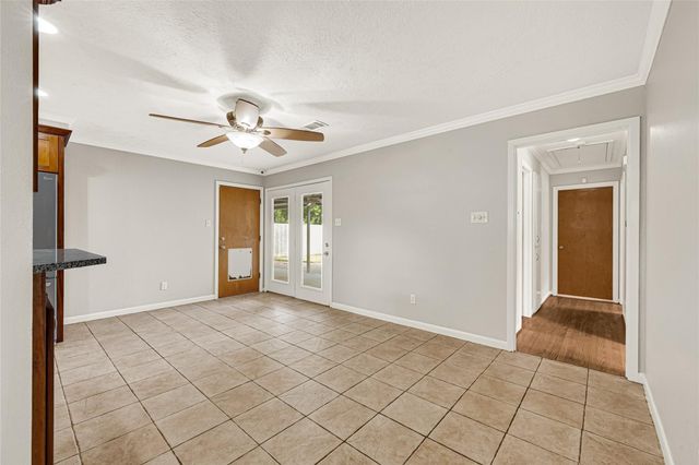 9927 Southport Drive, Houston, TX 77089