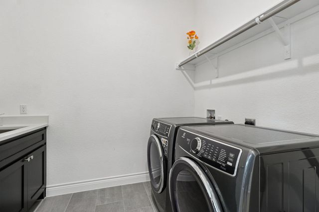 101 Wolf Ridge RD, Georgetown, TX 78628