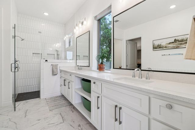 101 Wolf Ridge RD, Georgetown, TX 78628