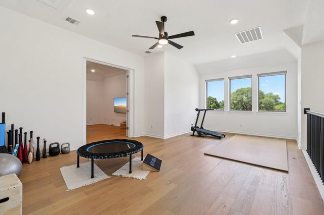 101 Wolf Ridge RD, Georgetown, TX 78628