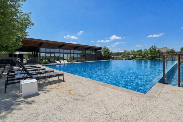 101 Wolf Ridge RD, Georgetown, TX 78628