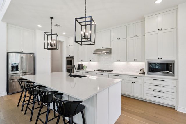 101 Wolf Ridge RD, Georgetown, TX 78628