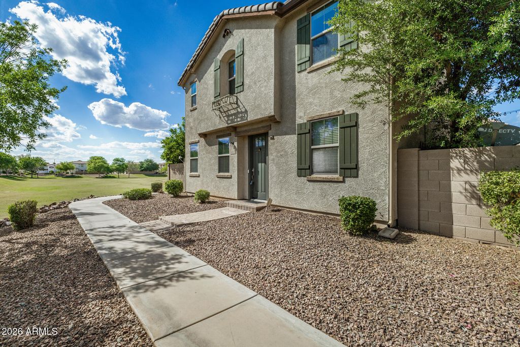 468 N RANGER Trail, Gilbert, AZ 85234 — photo 2