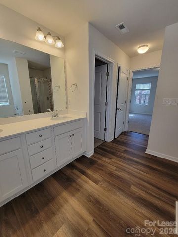 6941 Calton Lane, Charlotte, NC 28214