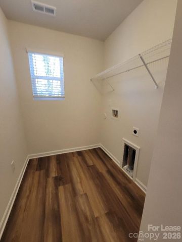 6941 Calton Lane, Charlotte, NC 28214