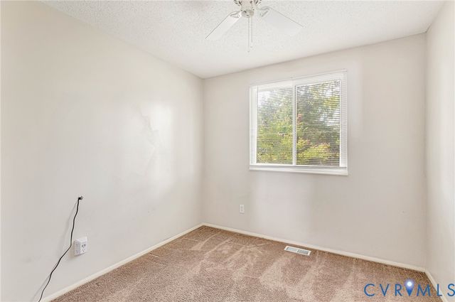 7175 Cactus Rd, Hanover, VA 23111