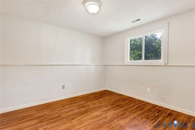 7175 Cactus Rd, Hanover, VA 23111